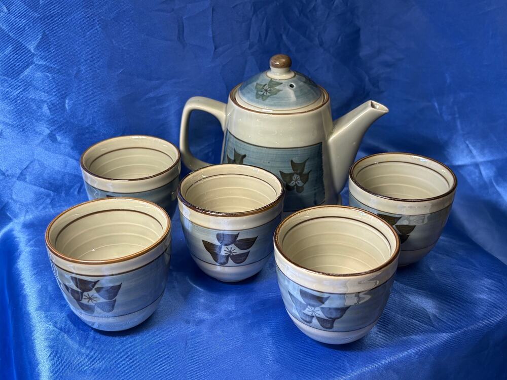 Japanese Blue Grey Teapot with Screen and Five Matching Tea Cups Set